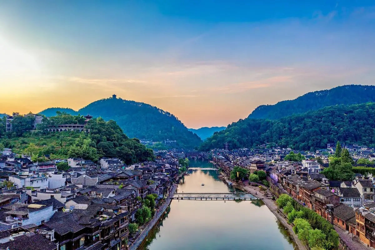Jingdezhen Porcelain Gaiwan: Why This 1,700-Year-Old Craft Is the Gold Standard