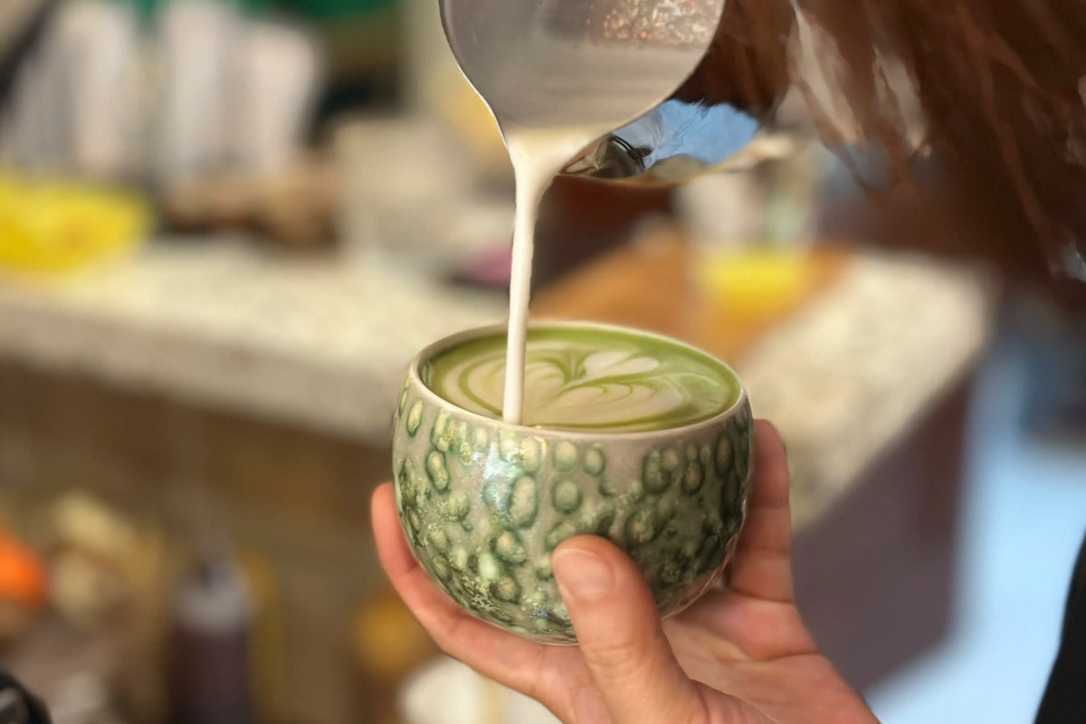 Why the Inward-Curl Rim Matters: Engineering a Cup That Works for Both Matcha and Latte Art