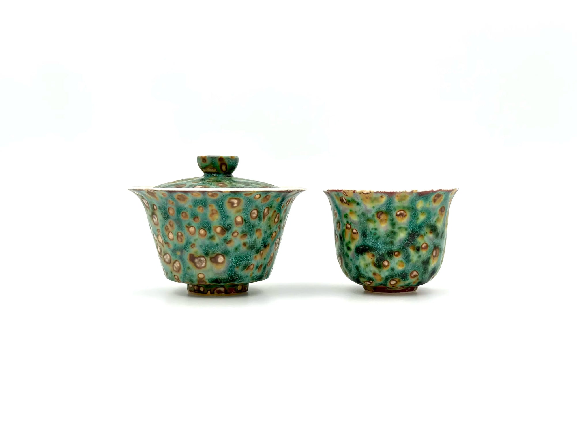 Side profile comparison of the Aurora Shore Gaiwan stacked with matching tasting cup. Shows the streamlined silhouette and glazing consistency of the Elemental Glaze Collection.