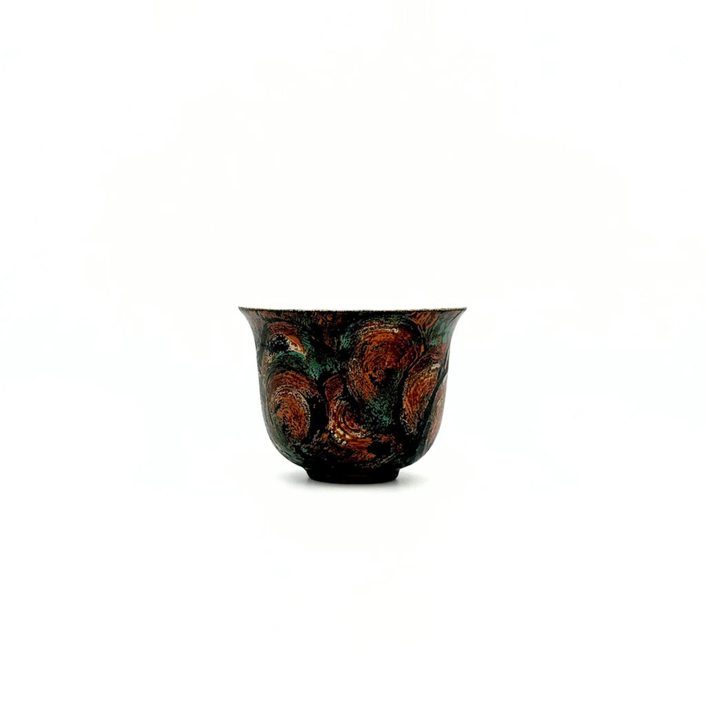 Front view of the Glazara Vintage Flora 70ml master gongfu teacup, showcasing a contemporary porcelain aesthetic that connects traditional Asian urushi technique with western impressionists' brushstroke.
